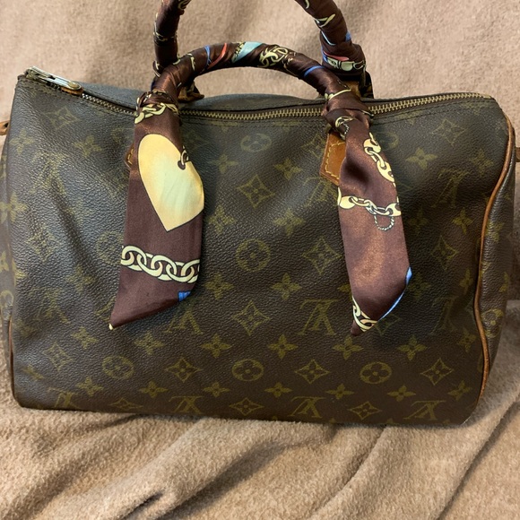 Authentic Louis Vuitton Vintage Speedy 30